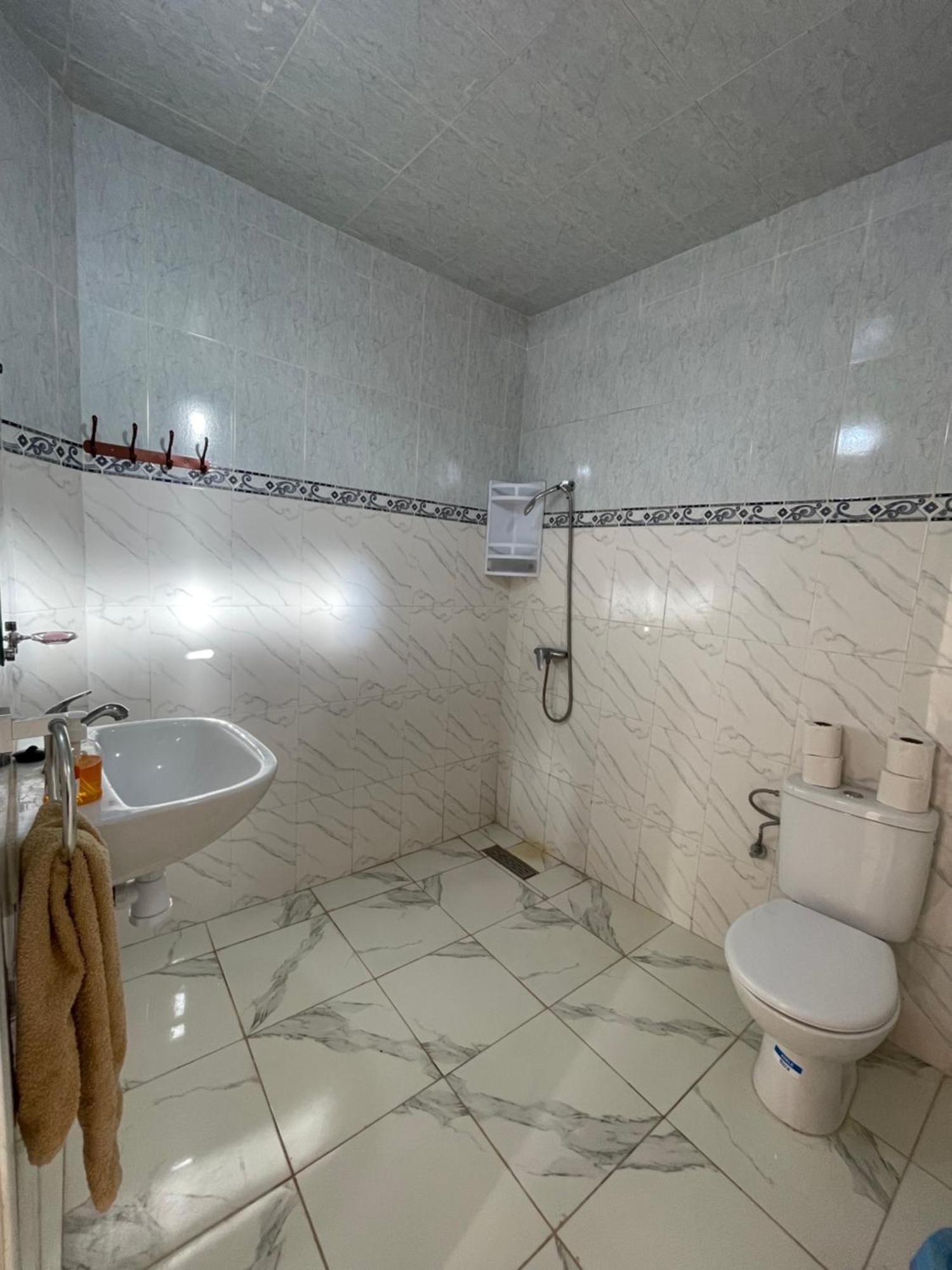 Albergue Berber Waves Surf House Tamraght Exterior foto